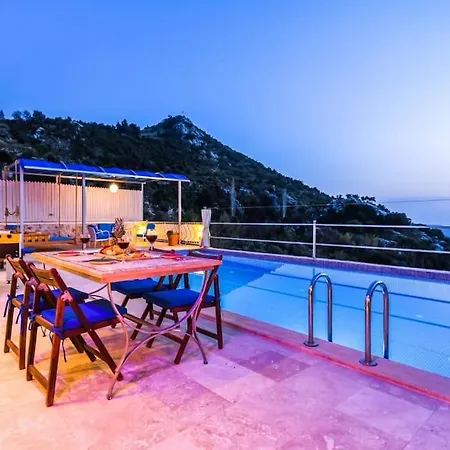 Buesra / Kalkan 4* Kaş