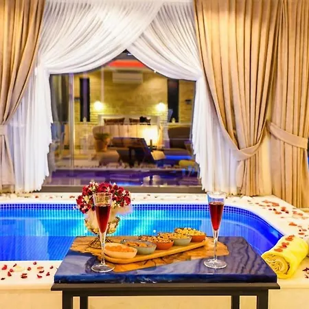 Hotel Buesra / Kalkan
